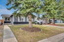 112 Thorson Crescent, Okotoks, AB  - Outdoor With Facade 