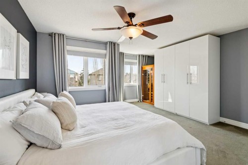 826 Wentworth Place Sw, Calgary, AB - Indoor Photo Showing Bedroom