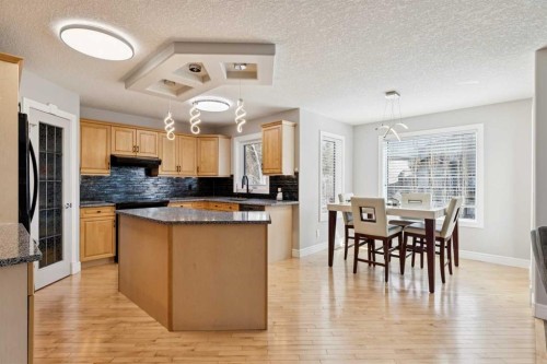 826 Wentworth Place Sw, Calgary, AB - Indoor