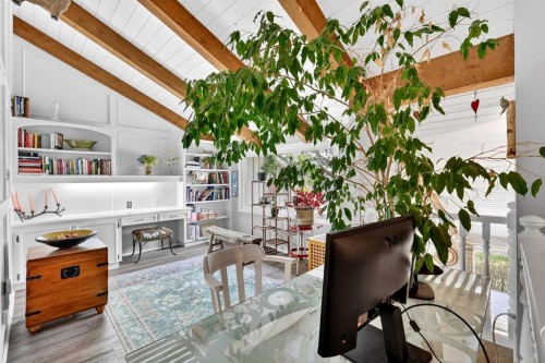 832-860 Midridge Drive Se, Calgary, AB - 