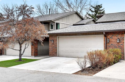 832-860 Midridge Drive Se, Calgary, AB - Outdoor
