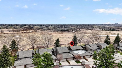 832-860 Midridge Drive Se, Calgary, AB - Outdoor With View