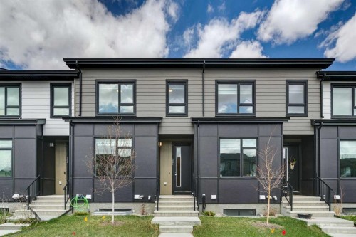 201 Vantage Drive  Cochrane, AB T4C 3G4