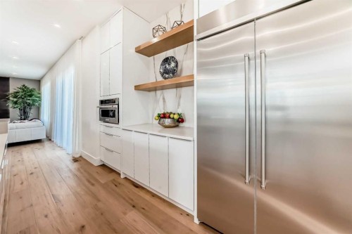 69 Carmangay Crescent Nw, Calgary, AB - Indoor Photo Showing Kitchen