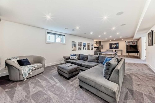 69 Carmangay Crescent Nw, Calgary, AB - Indoor