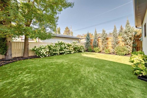 69 Carmangay Crescent Nw, Calgary, AB - Outdoor