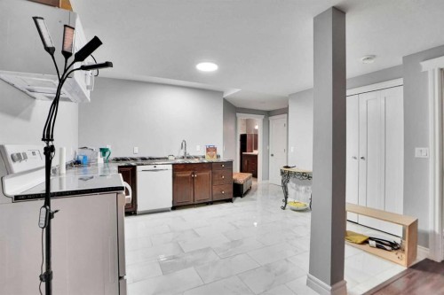 46 Mahogany Passage Se, Calgary, AB - Indoor