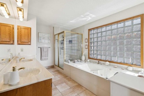 55 Edenstone View Nw, Calgary, AB - Indoor Photo Showing Bathroom