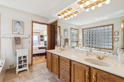 55 Edenstone View Nw, Calgary, AB - Indoor Photo Showing Bathroom