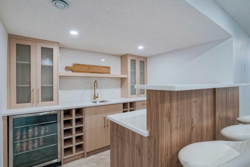 4239 Vauxhall Crescent Nw, Calgary, AB 