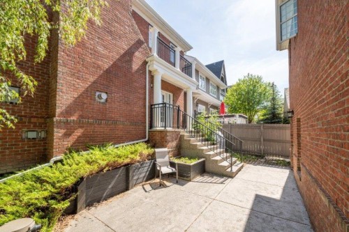 1 Murmansk Way Sw, Calgary, AB - Outdoor