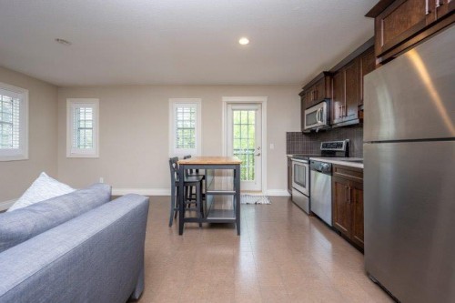 1 Murmansk Way Sw, Calgary, AB - Indoor Photo Showing Kitchen With Stainless Steel Kitchen