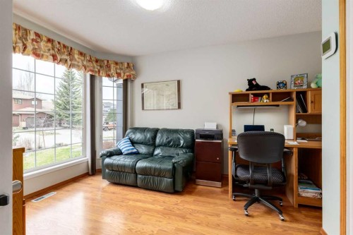 24 Sunmeadows Court Se, Calgary, AB - Indoor