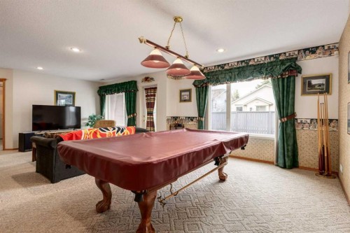 24 Sunmeadows Court Se, Calgary, AB - Indoor Photo Showing Other Room