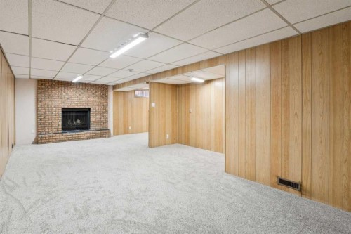 1260 Lake Sylvan Drive Se, Calgary, AB - Indoor