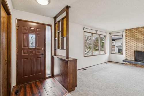 1260 Lake Sylvan Drive Se, Calgary, AB - Indoor Photo Showing Other Room
