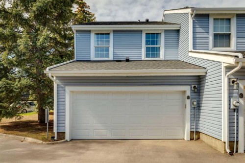 57-28 Berwick Crescent Nw, Calgary, AB - Outdoor With Exterior