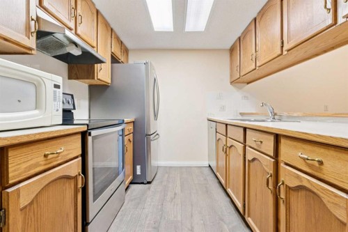 103-2011 University Drive Nw, Calgary, AB 