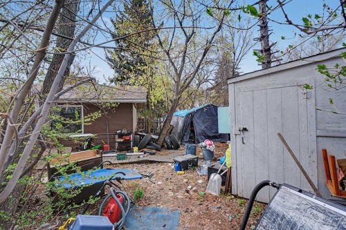 7204 21A Street Se, Calgary, AB - Outdoor