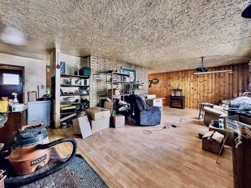 7204 21A Street Se, Calgary, AB - Indoor Photo Showing Other Room