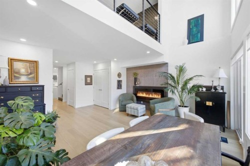 3817 18 Street Sw, Calgary, AB - Indoor With Fireplace