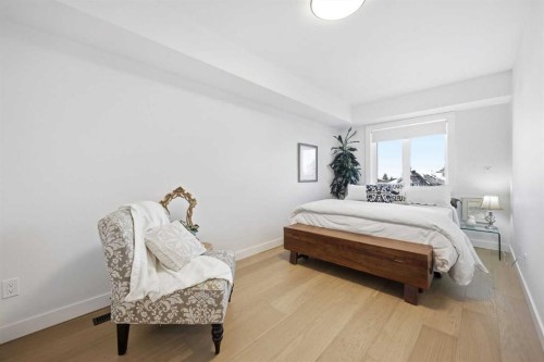 3817 18 Street Sw, Calgary, AB - Indoor Photo Showing Bedroom