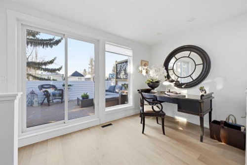 3817 18 Street Sw, Calgary, AB - Indoor Photo Showing Other Room