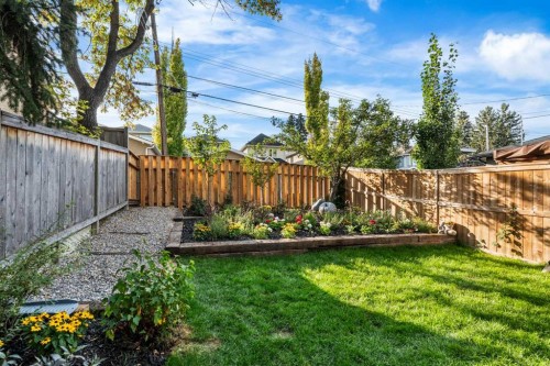 3817 18 Street Sw, Calgary, AB - Outdoor