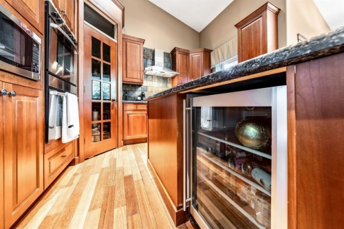 212 Aspen Meadows Place Sw, Calgary, AB - Indoor Photo Showing Other Room