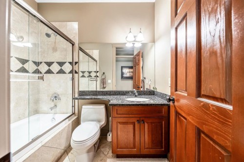 212 Aspen Meadows Place Sw, Calgary, AB - Indoor Photo Showing Bathroom