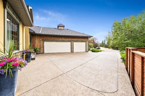 212 Aspen Meadows Place Sw, Calgary, AB - Outdoor With Exterior
