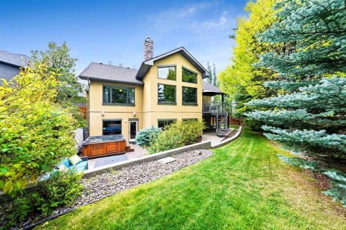 212 Aspen Meadows Place Sw, Calgary, AB - Outdoor