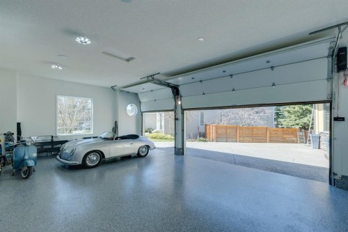 212 Aspen Meadows Place Sw, Calgary, AB - Indoor Photo Showing Garage