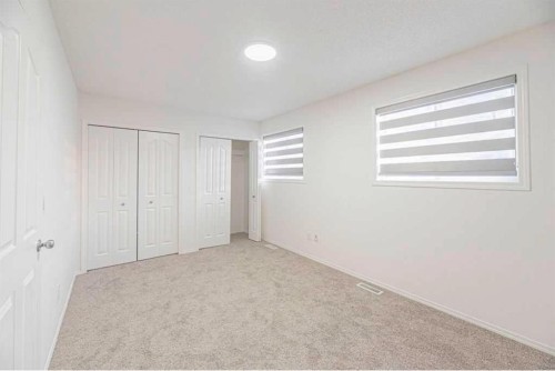 36-111 Tarawood Lane Ne, Calgary, AB - Indoor Photo Showing Other Room