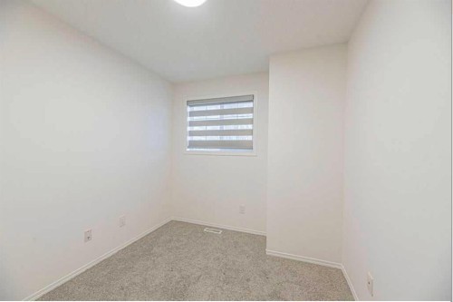 36-111 Tarawood Lane Ne, Calgary, AB - Indoor Photo Showing Other Room