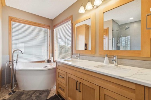 128 Tuscany Vista Crescent Nw, Calgary, AB - Indoor Photo Showing Bathroom