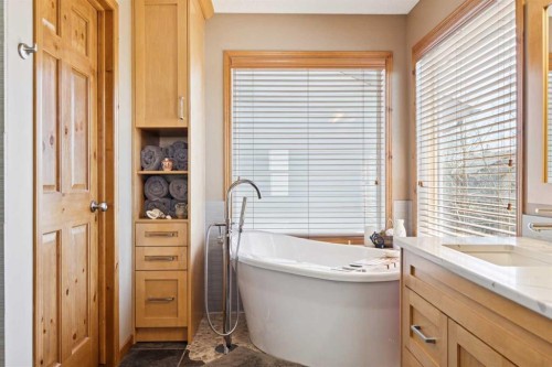 128 Tuscany Vista Crescent Nw, Calgary, AB - Indoor Photo Showing Bathroom