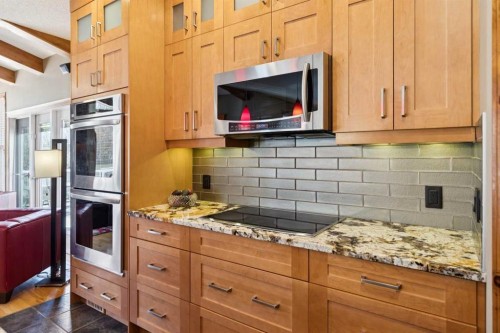 128 Tuscany Vista Crescent Nw, Calgary, AB - Indoor Photo Showing Kitchen With Upgraded Kitchen