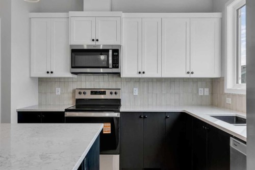 237 Heirloom Way Se, Calgary, AB - Indoor Photo Showing Kitchen