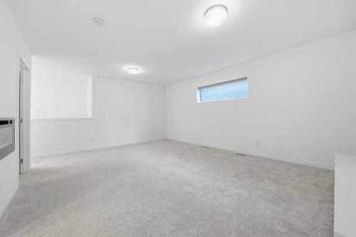 324 Copperhead Way Se, Calgary, AB - Indoor