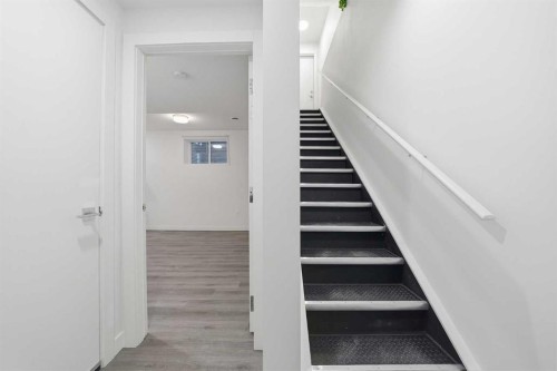 324 Copperhead Way Se, Calgary, AB - Indoor Photo Showing Other Room
