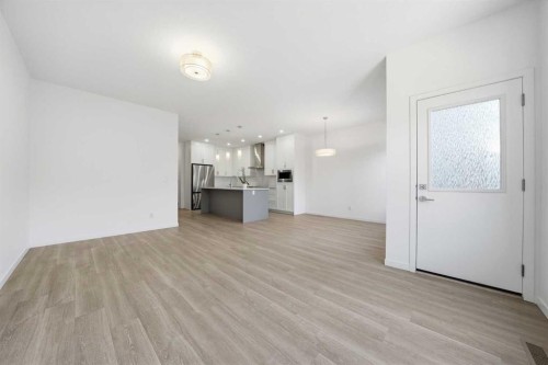 324 Copperhead Way Se, Calgary, AB - Indoor