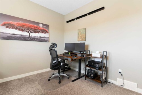 71 Sherview Grove Nw, Calgary, AB - Indoor Photo Showing Office