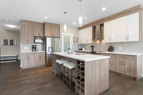 71 Sherview Grove Nw, Calgary, AB - Indoor Photo Showing Kitchen With Stainless Steel Kitchen With Upgraded Kitchen