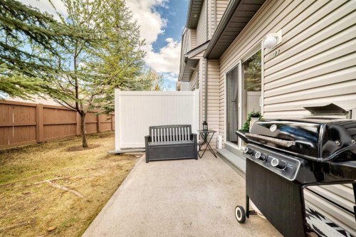 103 Everstone Place Sw, Calgary, AB - Outdoor
