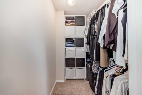 103 Everstone Place Sw, Calgary, AB - Indoor With Storage
