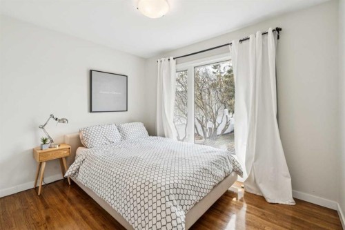 19 Hyslop Drive Sw, Calgary, AB - Indoor Photo Showing Bedroom