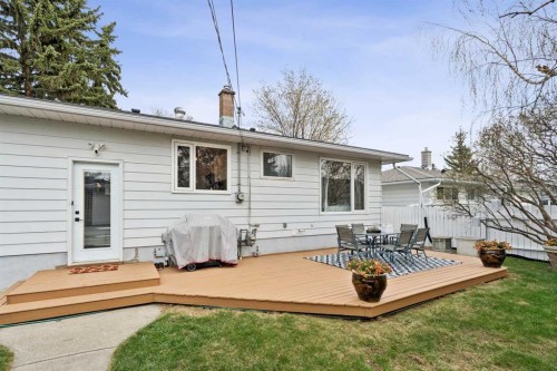 19 Hyslop Drive Sw, Calgary, AB - Outdoor With Deck Patio Veranda With Exterior