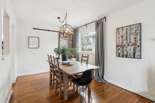 19 Hyslop Drive Sw, Calgary, AB - Indoor Photo Showing Dining Room