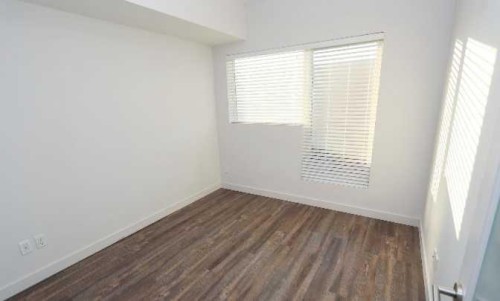 308-730 5 Street Ne, Calgary, AB - Indoor Photo Showing Other Room